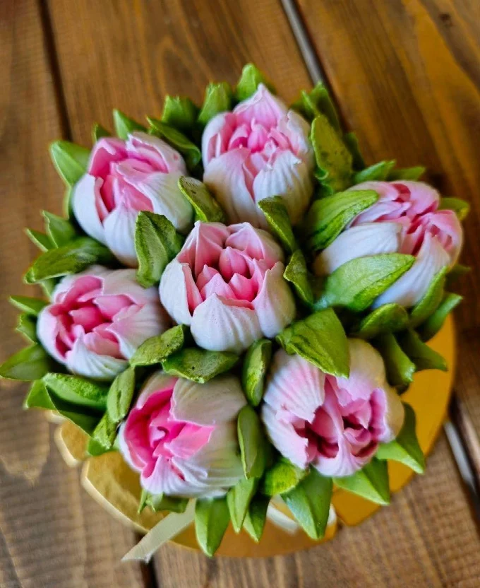 Откройте для себя горячие новинки в коллекции "Десертов"